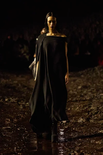 Look 38